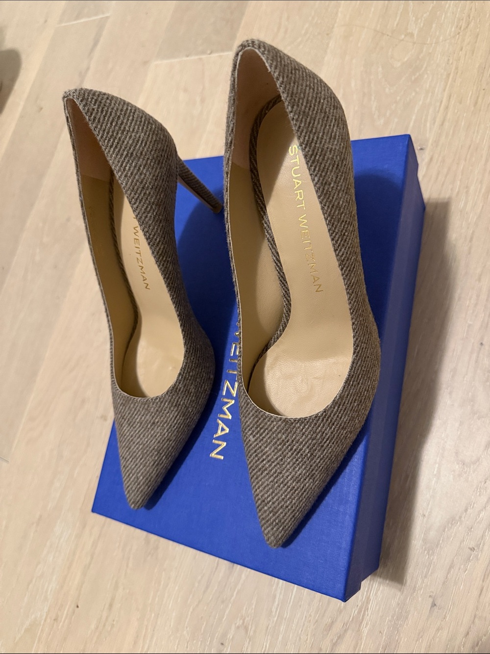 Stuart Weitzman Tweed brown heels